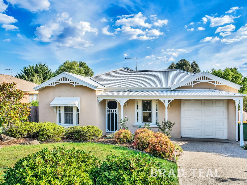 32 Hilltop Way, GISBORNE 3437 Brad Teal