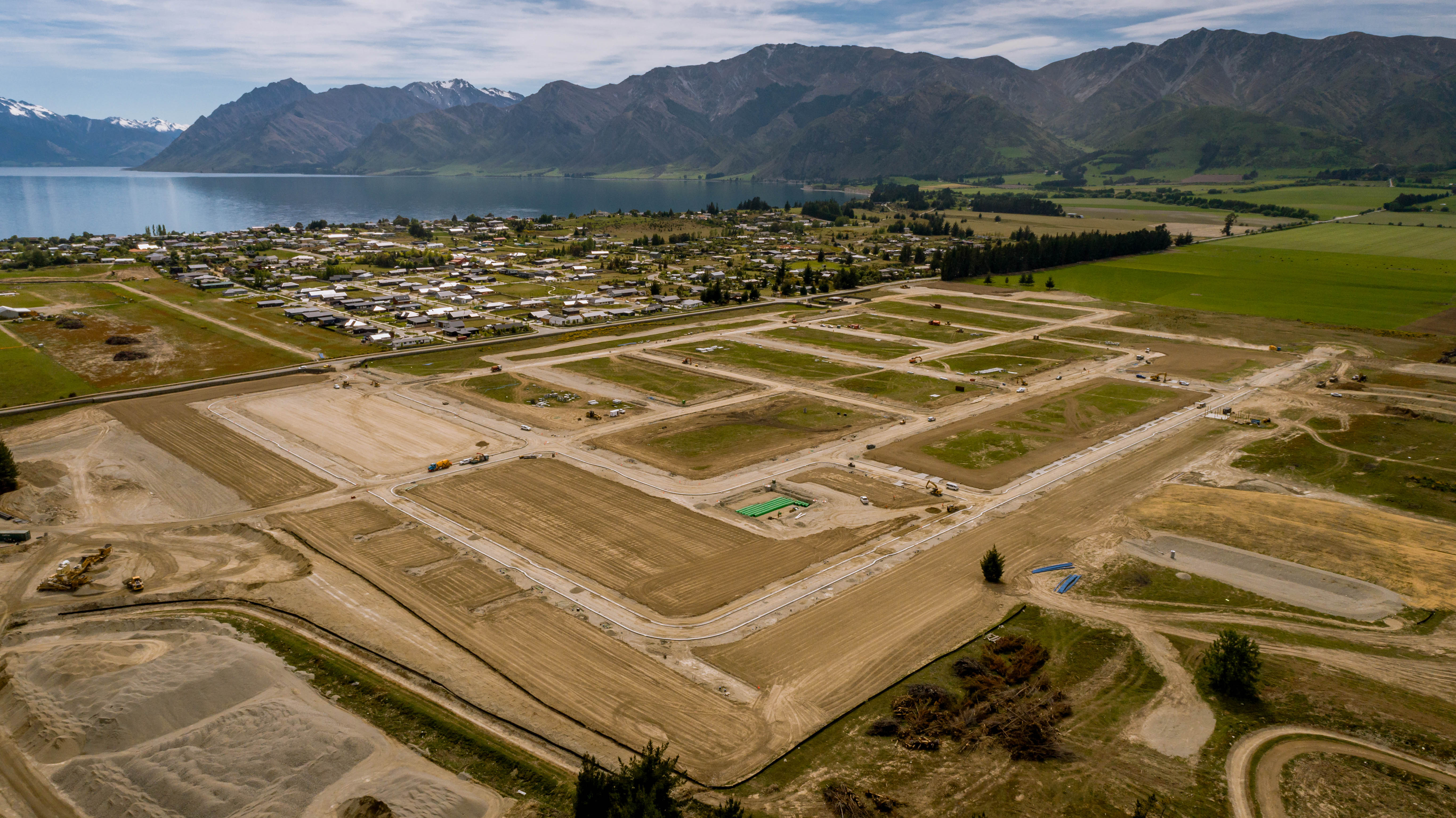 Longview Cemetery Road_0