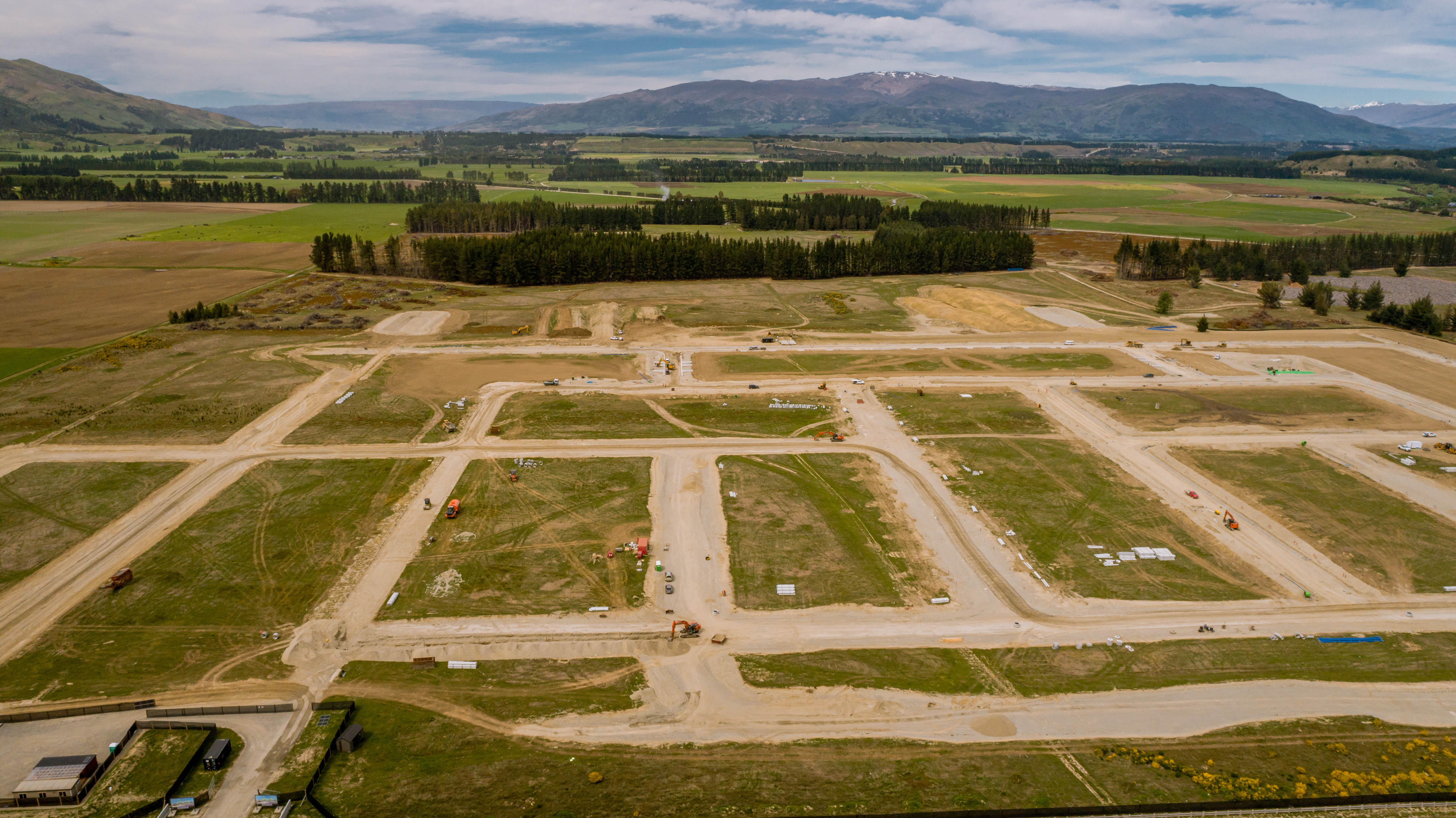 Longview Cemetery Road_3