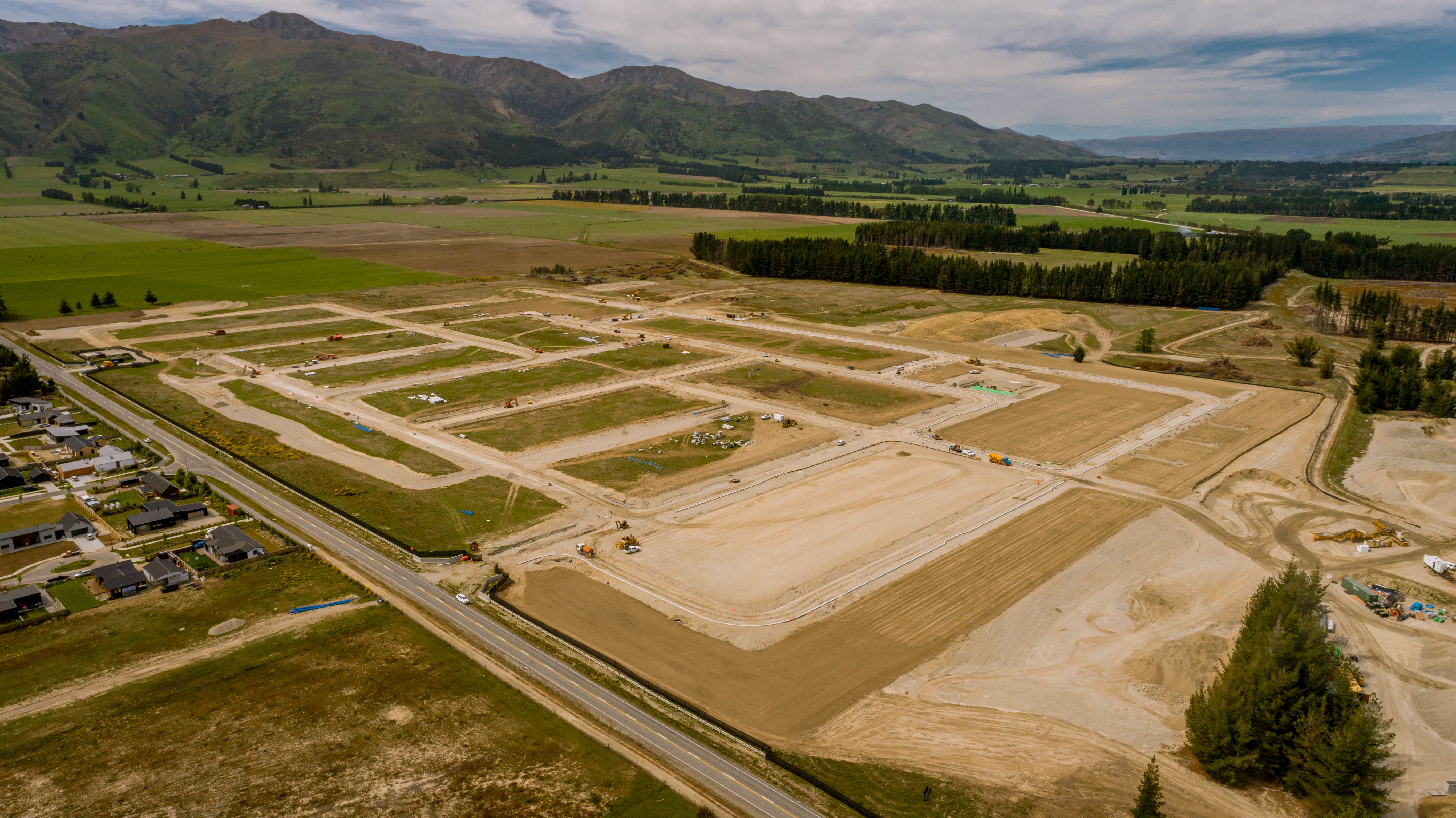 Longview Cemetery Road_4